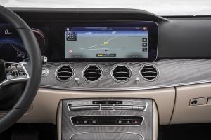 Mercedes-Benz E300 de 4Matic Avantgarde Line 2020 года  (WW)